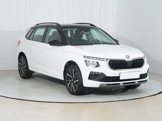 skoda kamiq selection 1.0 tsi serv.kniha, tempomat, park. senzory