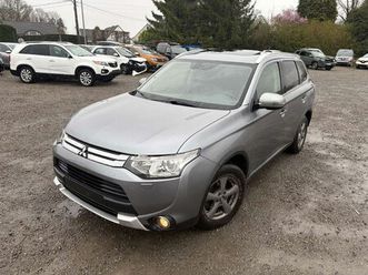 mitsubishi outlander 2.2 di-d 4wd anniversary edition 7 place!!!!