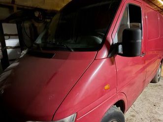 vends camion sprinter mercedes