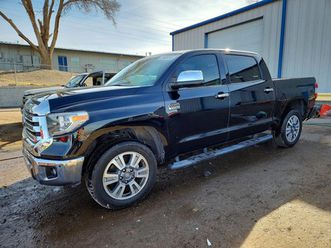 toyota tundra * crewmax*