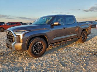 toyota tundra * crewmax* sr*