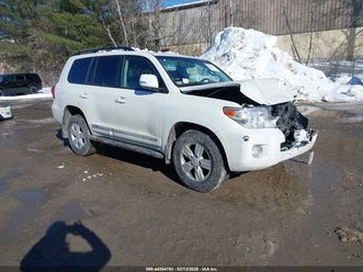 toyota land cruiser 5.7 v8 * run&drive * сервизна история