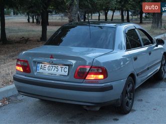 mitsubishi carisma 2003