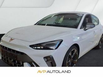 2.0 tdi dsg | navi | led | acc | sitzh. |