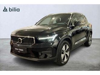volvo xc40 recharge t4 recharge t4 core bright, dragkrok, parkeringskamera bak, tonade rutor 2023 svart