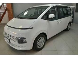 2023 hyundai staria 2.2d executive auto