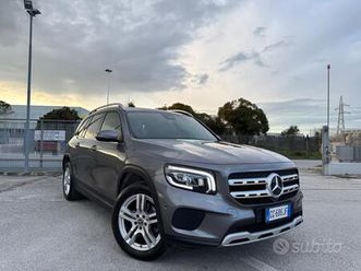 mercedes glb 180d sport - luci ambient navi 18
