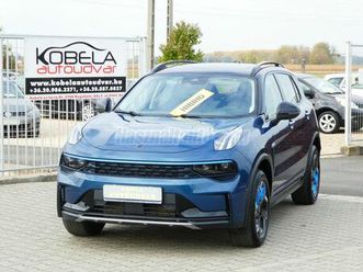 lynk & co 01 1.5 turbo hev (bruttó áfás ár)