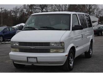 used 2002 chevrolet astro base