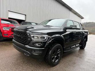 1500 5.7 v8 quad cab big horn black 395cv at8