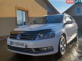 volkswagen passat 2011