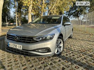 volkswagen passat 2021