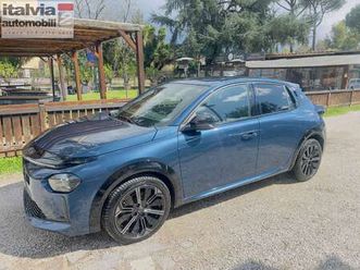 ypsilon 1.2 mhev edizione limitata cassina automatica