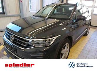 tiguan life 2.0tdi dsg/ navi, led, ahk, acc, rfk