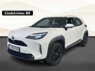 yaris cross 1,5 hybrid active plus awd-i sommar & vinterhjul