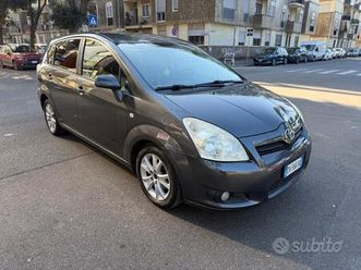 toyota corolla verso 2.2 16v d-4d d-cat 7pti