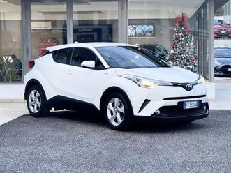 toyota c-hr 1.8 hybrid e-cvt 98cv e6 neo - 2018