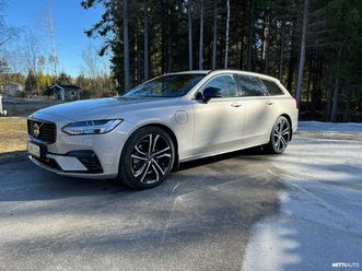 t8 awd long range high performance ultimate dark aut