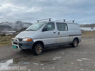 2005 toyota hiace 2.5 102hk 4wd lang utgave hengerfeste s+v dekk eu ok 01.2028