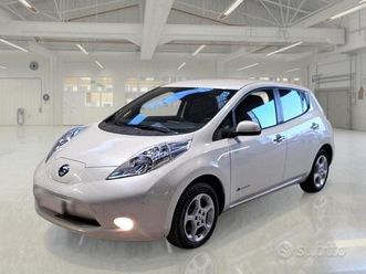 nissan leaf acenta 30kwh 5 porte berlina