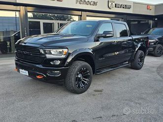 ram 1500 5.7 v8 crew cab laramie sport gpl lift