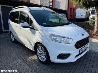 ford tourneo courier 1.5 tdci titanium