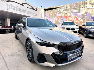bmw 530 e touring m-sport pro dezembro/24