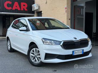 skoda fabia 1.0 mpi 65 cv ambition (nessun vinco