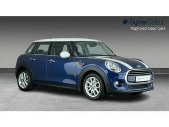 mini hatchback 1.5 cooper 5dr