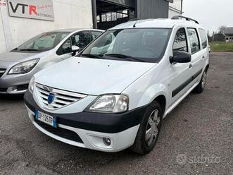 dacia logan mcv 1.6 16v 5 posti lauréate