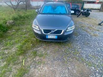 volvo v50 d 2