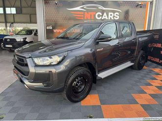 toyota hilux 2.8 d-4d 4x4 cd comfort fevereiro/25
