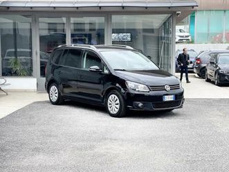 volkswagen touran 1.6 diesel 105cv e5 neo - 2013