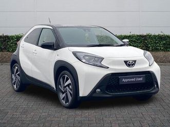 2025 (75) 1.0 vvti edge 5dr