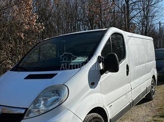 opel vivaro 2.5 cdti