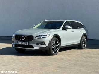 volvo v90 cross country
