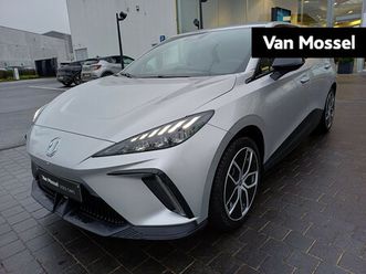 mg mg4 64 kwh luxury | van mossel automotive group