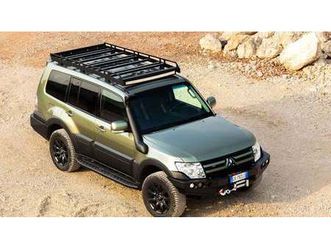 2011 mitsubishi pajero progetto unico a vendre
