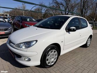 peugeot 206 1.4 trendy plus magyar.megkímélt ál...