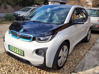 bmw i3 (automata) nagy navigációval. kamerával. szép. megkímélt állapotban