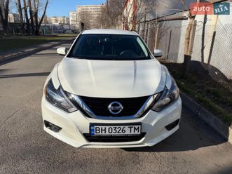 nissan altima 2017