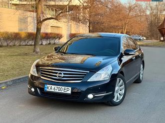 nissan teana 2010