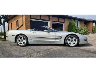 showroom condition c5 corvette convertible. 66000. original km