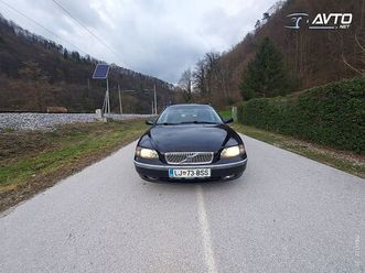 volvo v70 2.4 tdi d5 odličen motor 120kw šibedah priklop