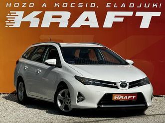toyota auris touring sports 2.0 d-4d limited kamera - tempomat - tükörbehajtás - kuplung cserélve!