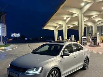 volkswagen jetta gaz benzine hybrid