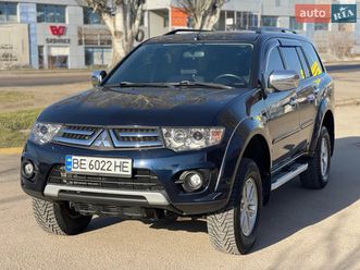 mitsubishi pajero sport 2013