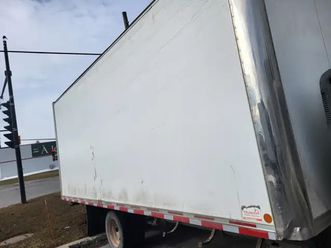 camion cube isuzu npr-hd 2015