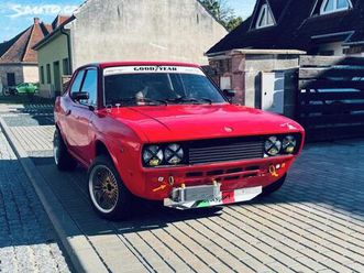 fiat 128 sport coupé v úpravě-kopce