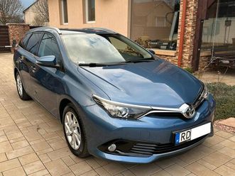 toyota auris touring sports 1.6 executive my17...